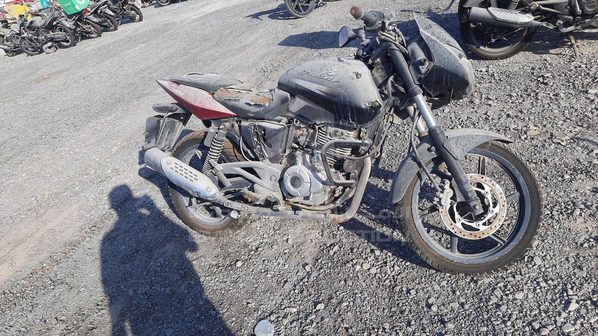 2016 BAJAJ PULSAR 180CC VIN: MD2A12DZ0GCB68328