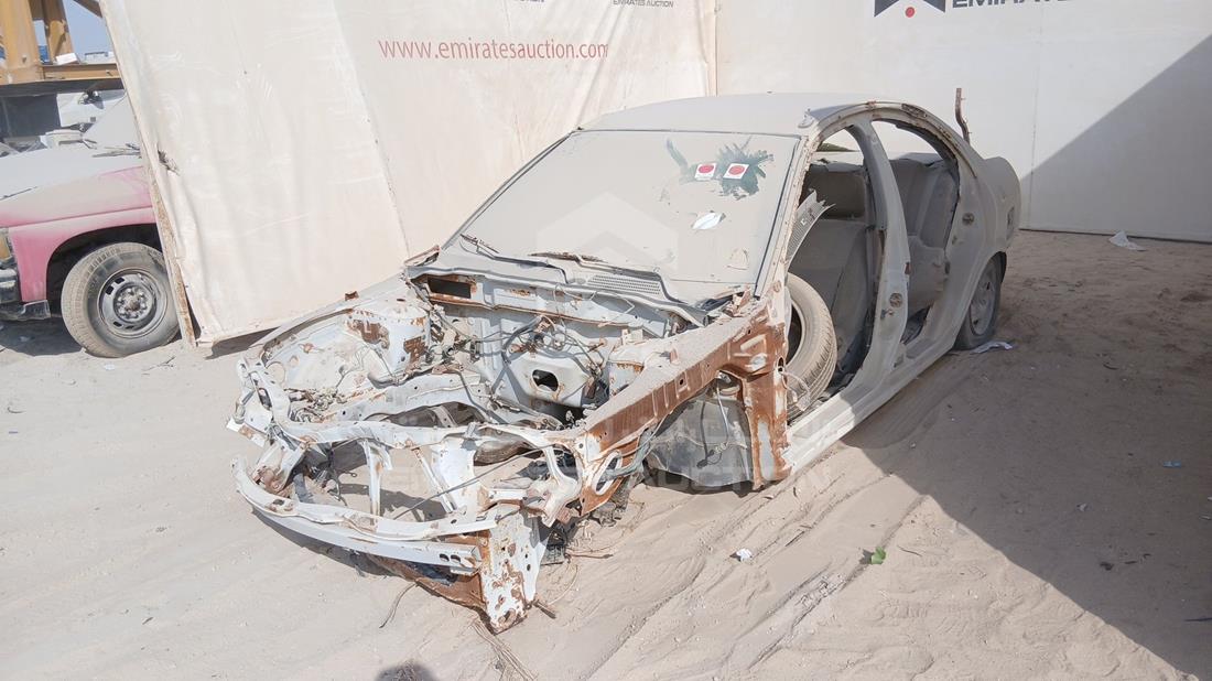 2001 Nissan Sunny — Front Left Angle — Photo 4