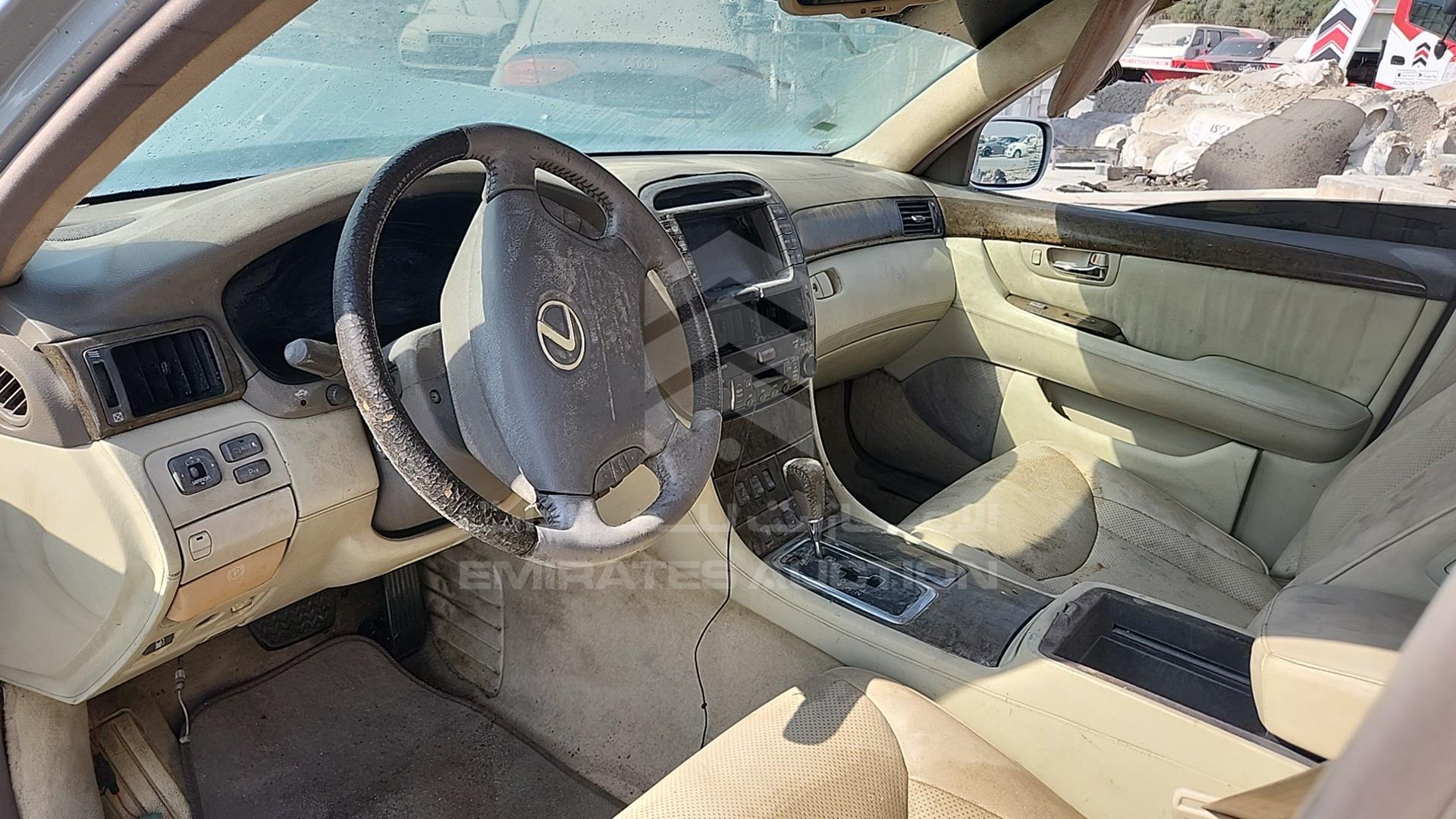 2001 LEXUS LS 430 VIN: JTHBN30F710008807