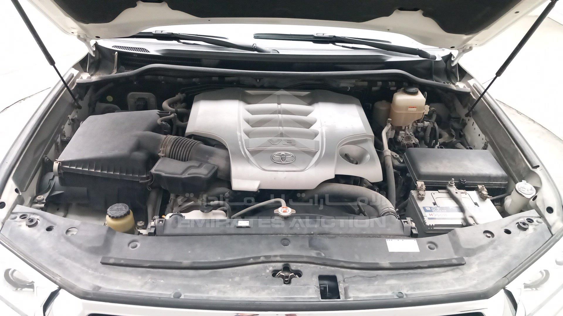 2017 TOYOTA LAND CRUISER VIN: JTMHY05J3H4054037
