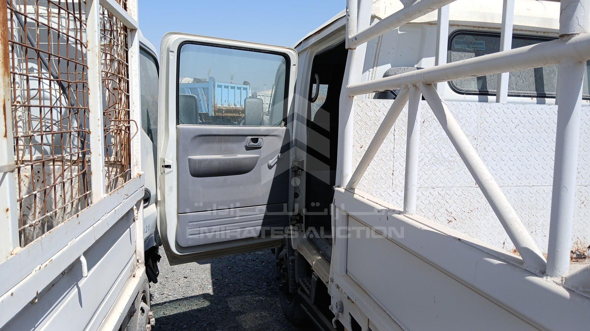 2009 MITSUBISHI CANTER VIN: JL7BCE1J09K008169