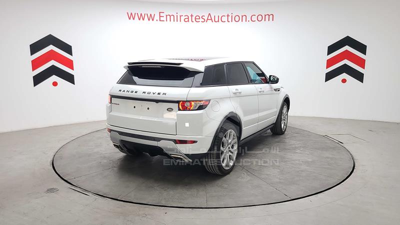 SALVA2BG0EH935397 Auction: EmiratesAuction Lot: 416781 SALVA2BG0EH935397 Range Rover Evoque 2014 WHITE Photo 13