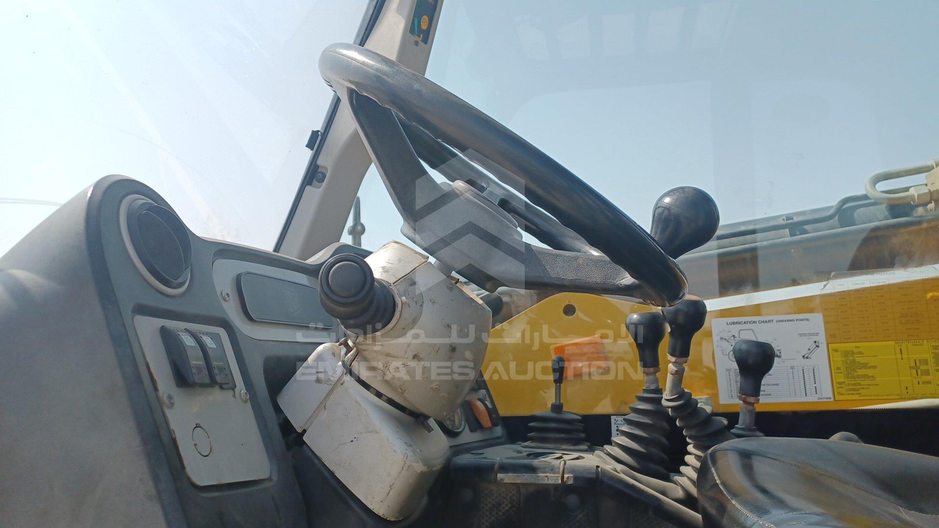 2021 JCB 530-110 VIN: RAJ5DB5MV02893089