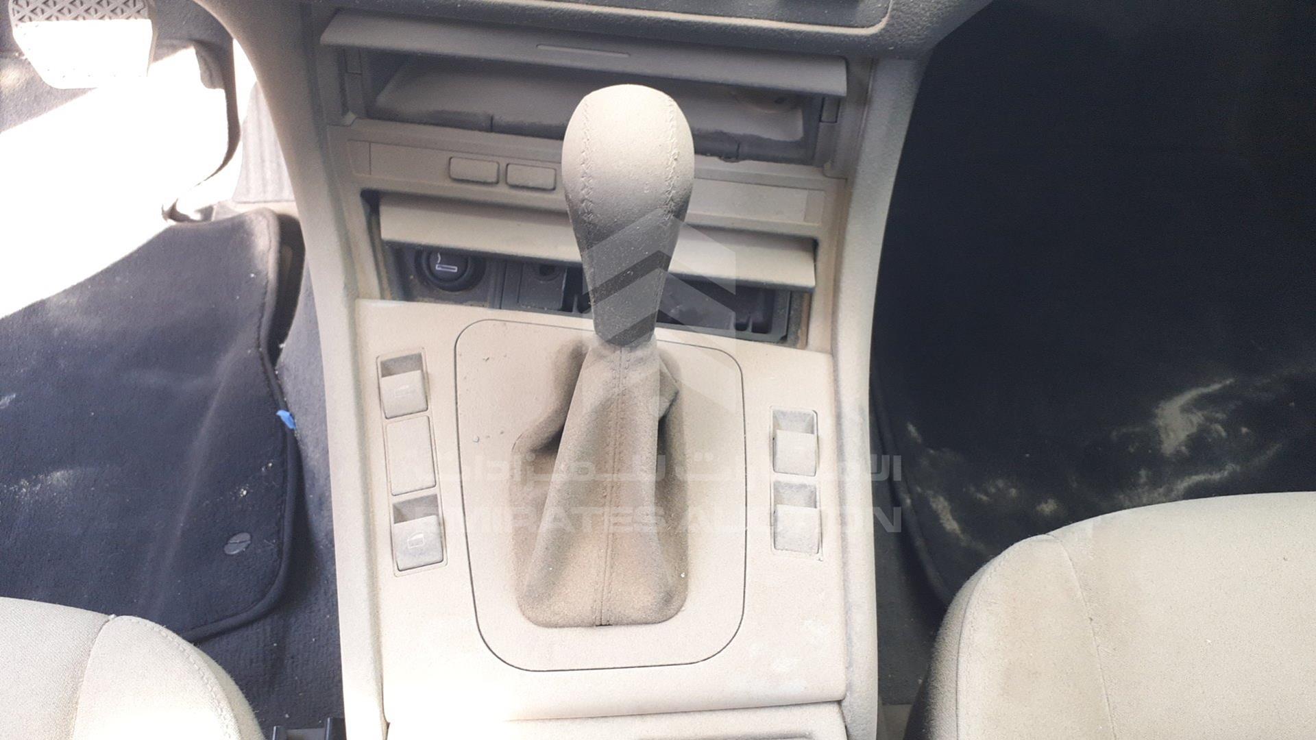 2003 BMW 330I VIN: WBAEW51020PG00199
