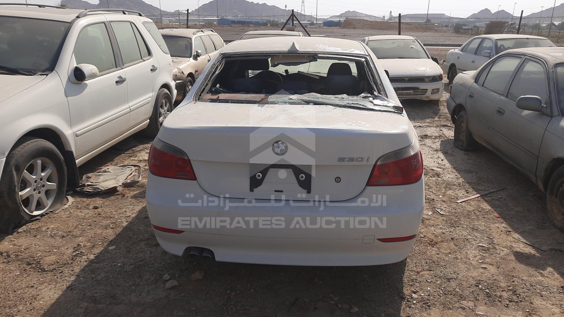 0 BMW 530I VIN: WBANA710X0B607034