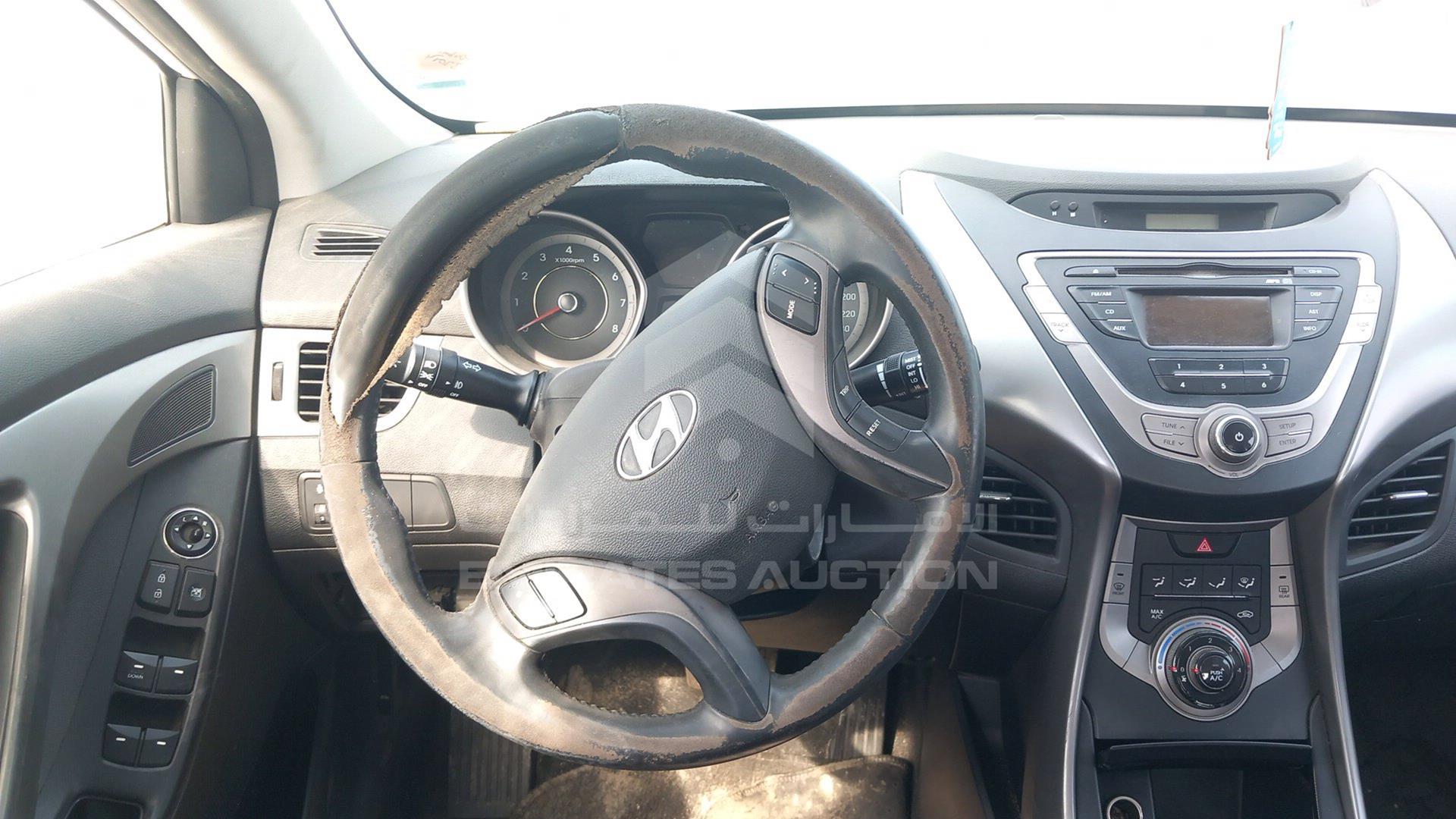 2013 HYUNDAI ELANTRA VIN: KMHDG41EXDU585677