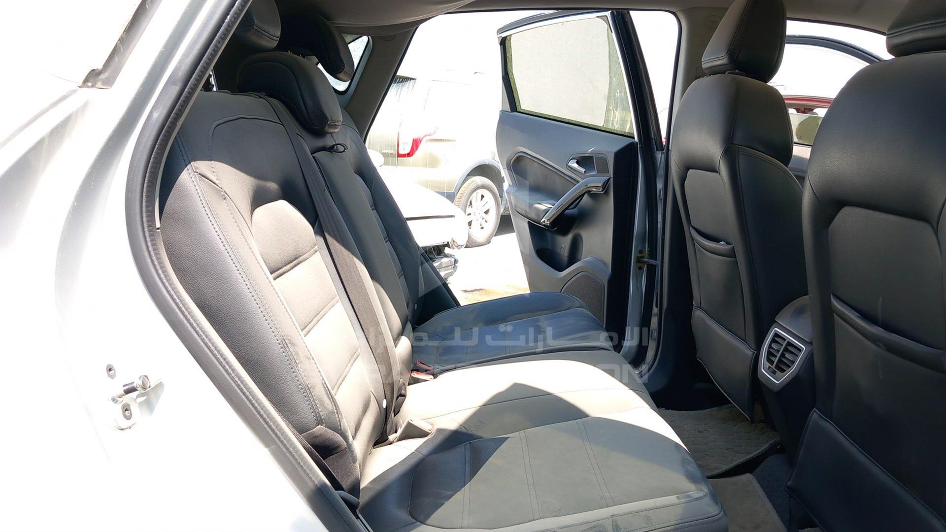 2017 MG GS VIN: LSJA24W9XHS010948