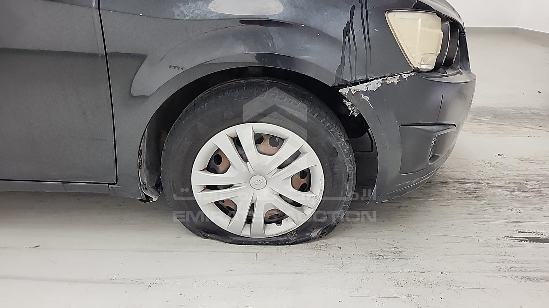2012 CHEVROLET SONIC VIN: KL1JD5BE2CB097930