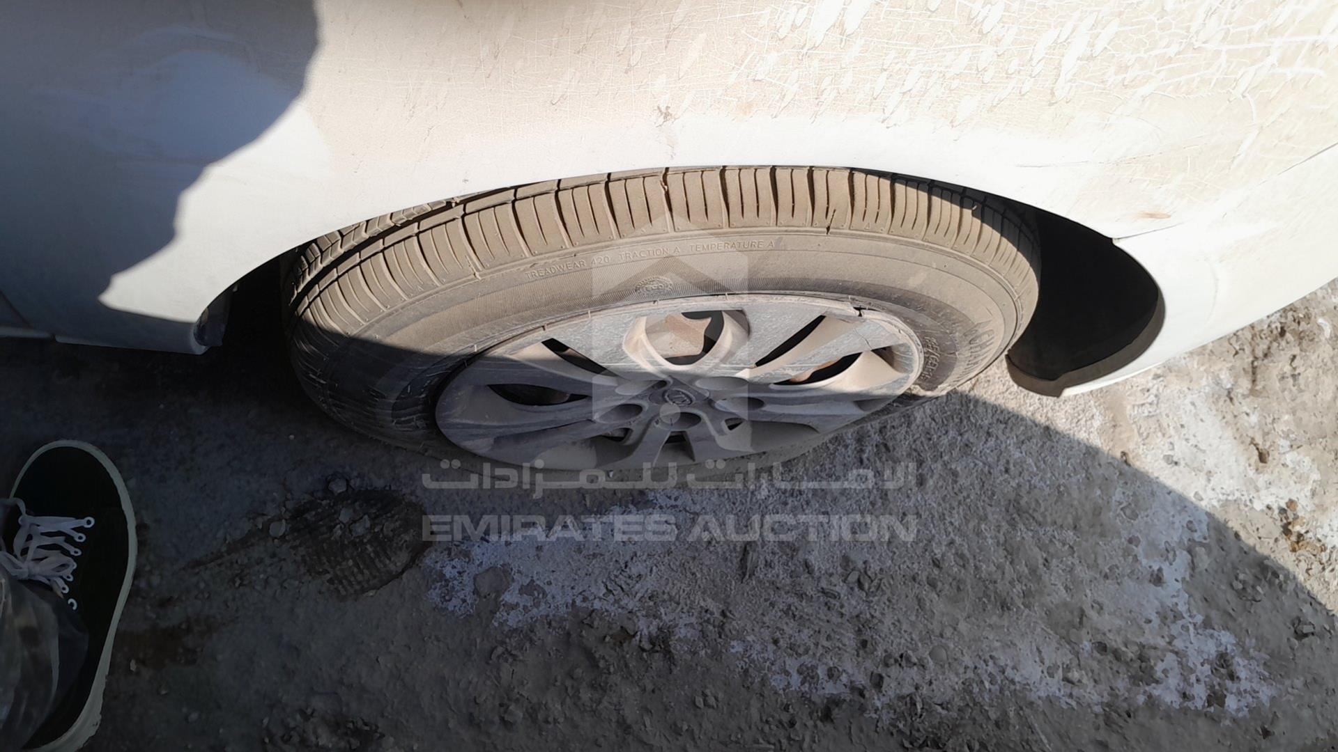 2011 KIA CERATO VIN: KNAFT411XB5352022