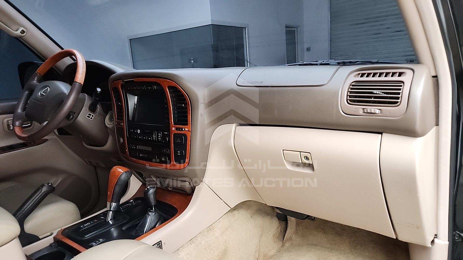 1999 LEXUS LX 470 VIN: UZJ1000087157
