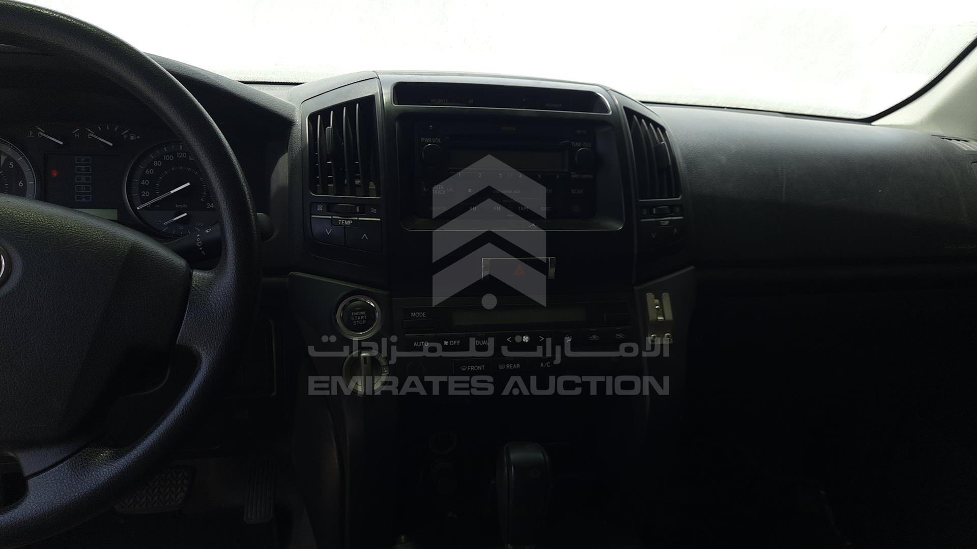 2011 TOYOTA LAND CRUISER VIN: JTMDU09J2B4035006