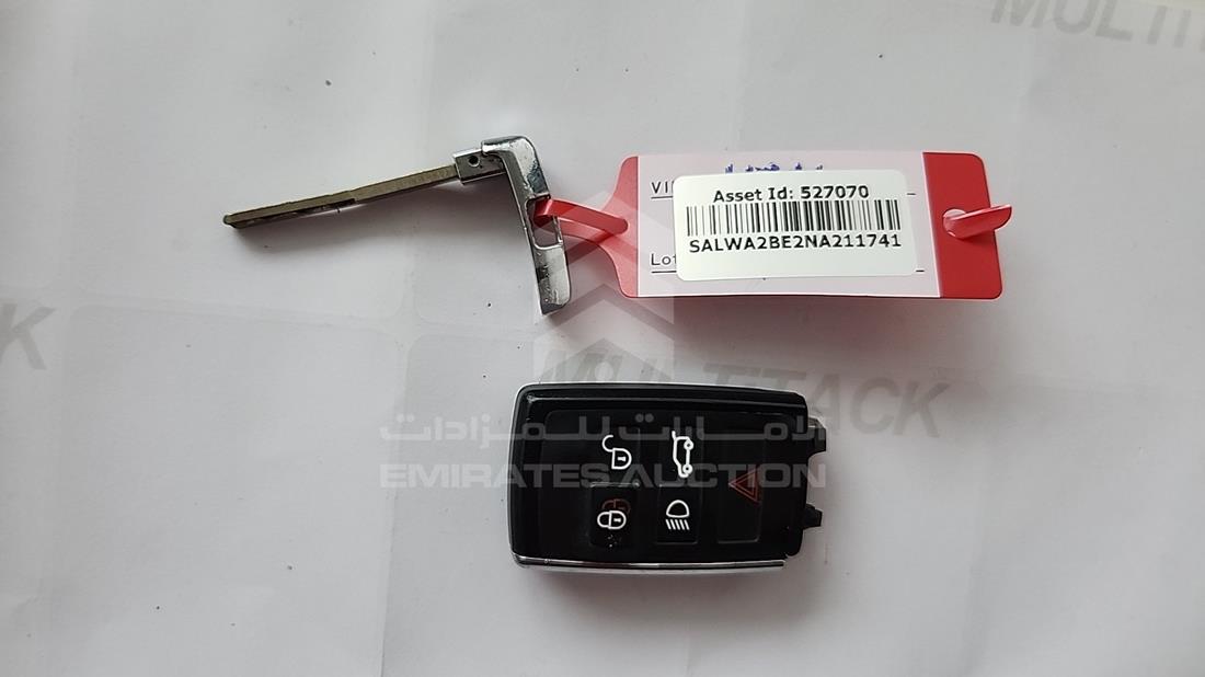 2022 Range Rover SVR — Keys — Photo 5