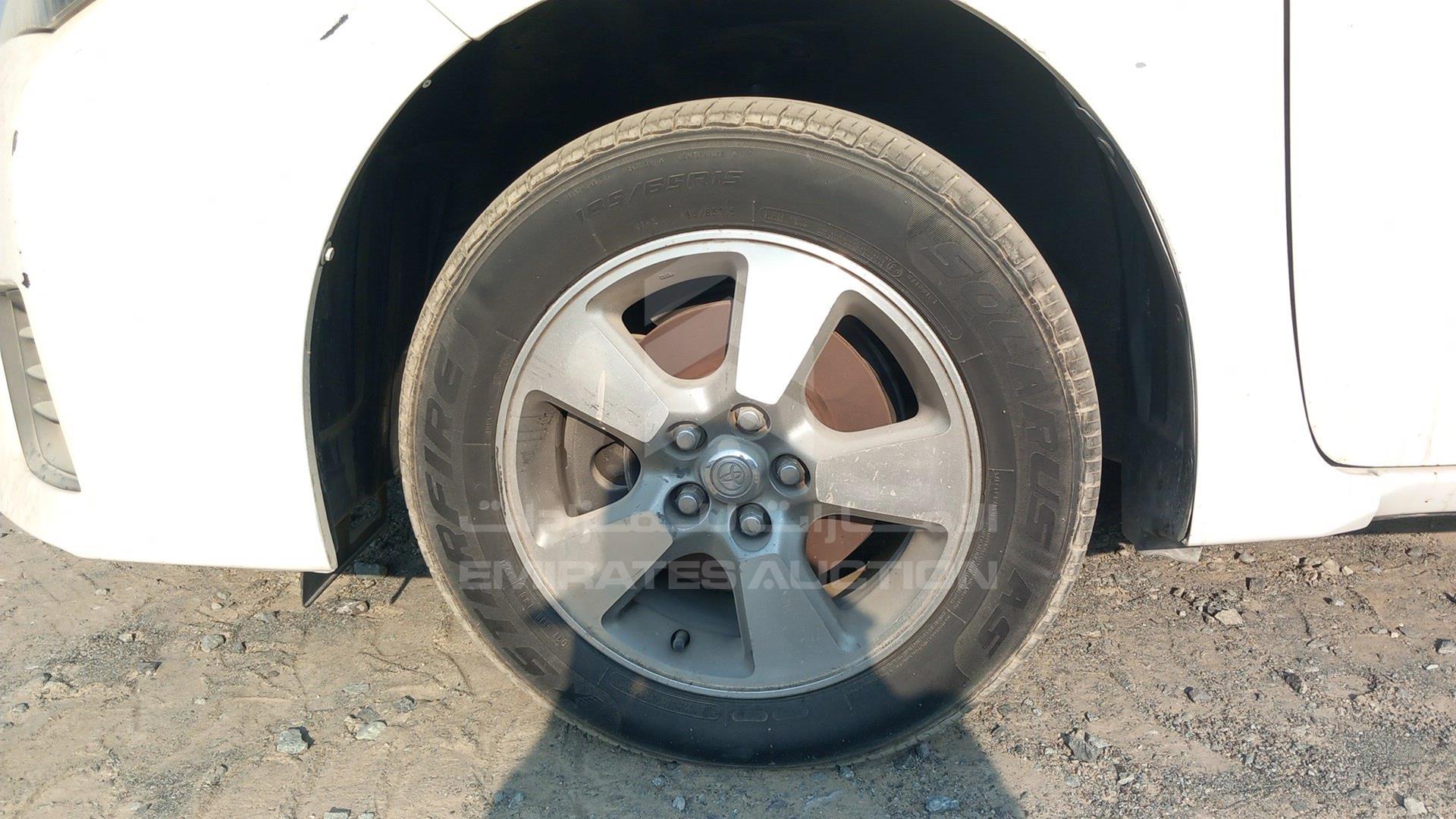 2015 TOYOTA COROLLA VIN: RKLBB9HE2F5093531