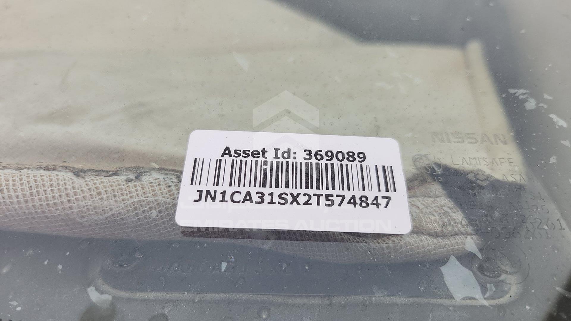 2002 NISSAN MAXIMA VIN: JN1CA31SX2T574847