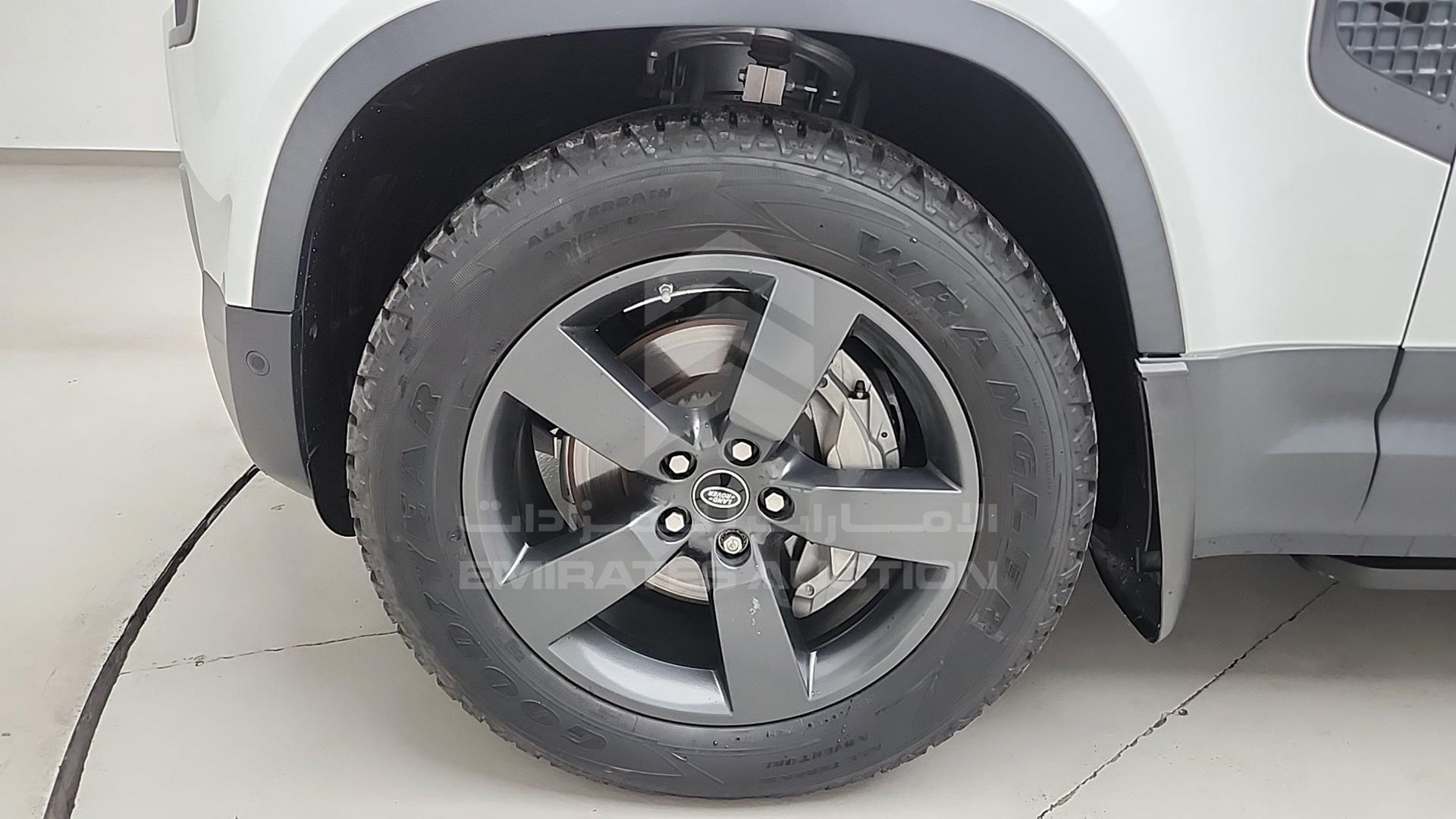 2021 LAND ROVER DEFENDER VIN: SALEA7BU2M2035119