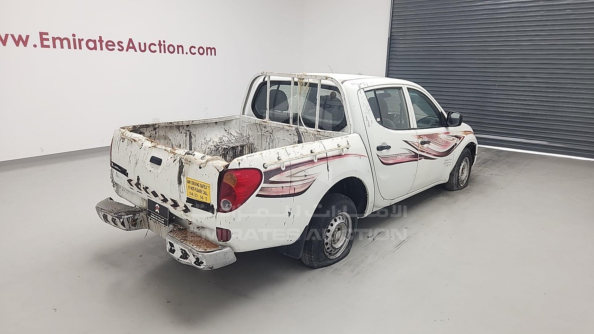 2013 MITSUBISHI PICK UP VIN: MMBJNKA50DD018547