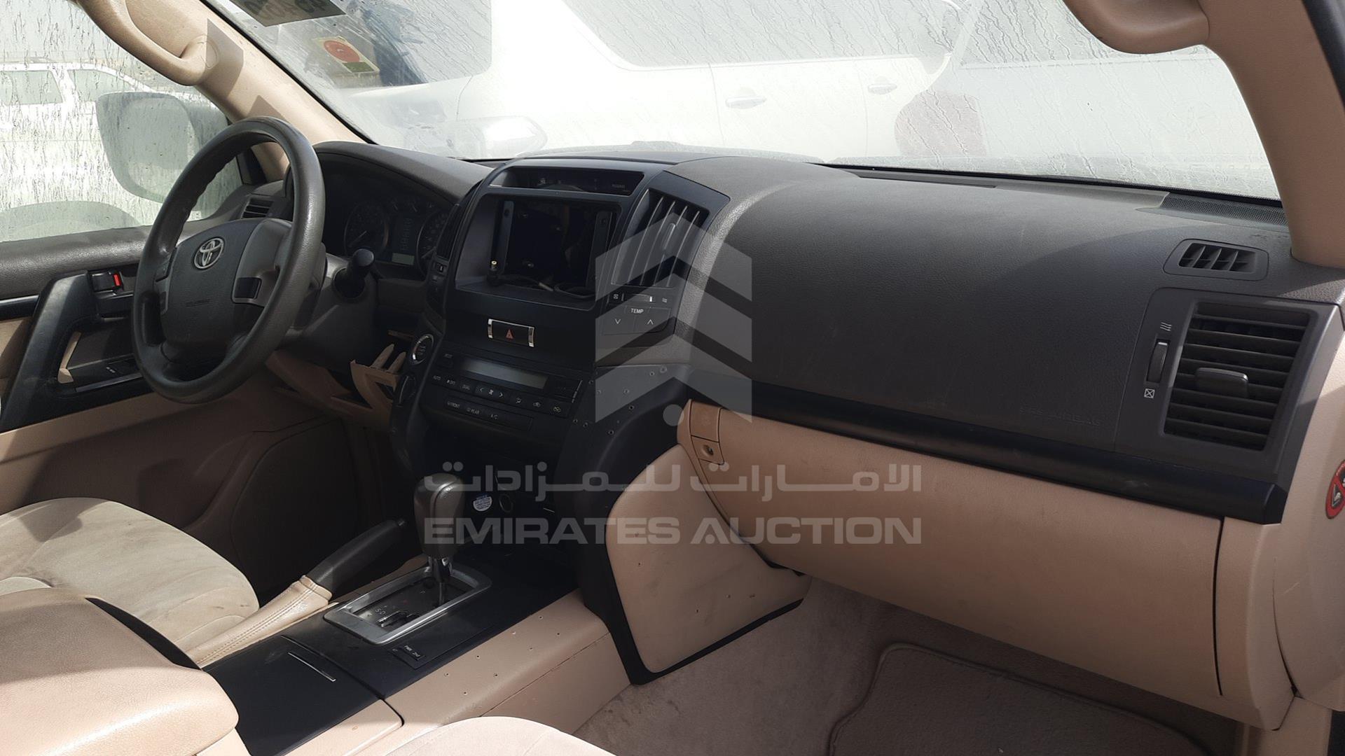 2013 TOYOTA LAND CRUISER VIN: JTMDU09J2D5072652
