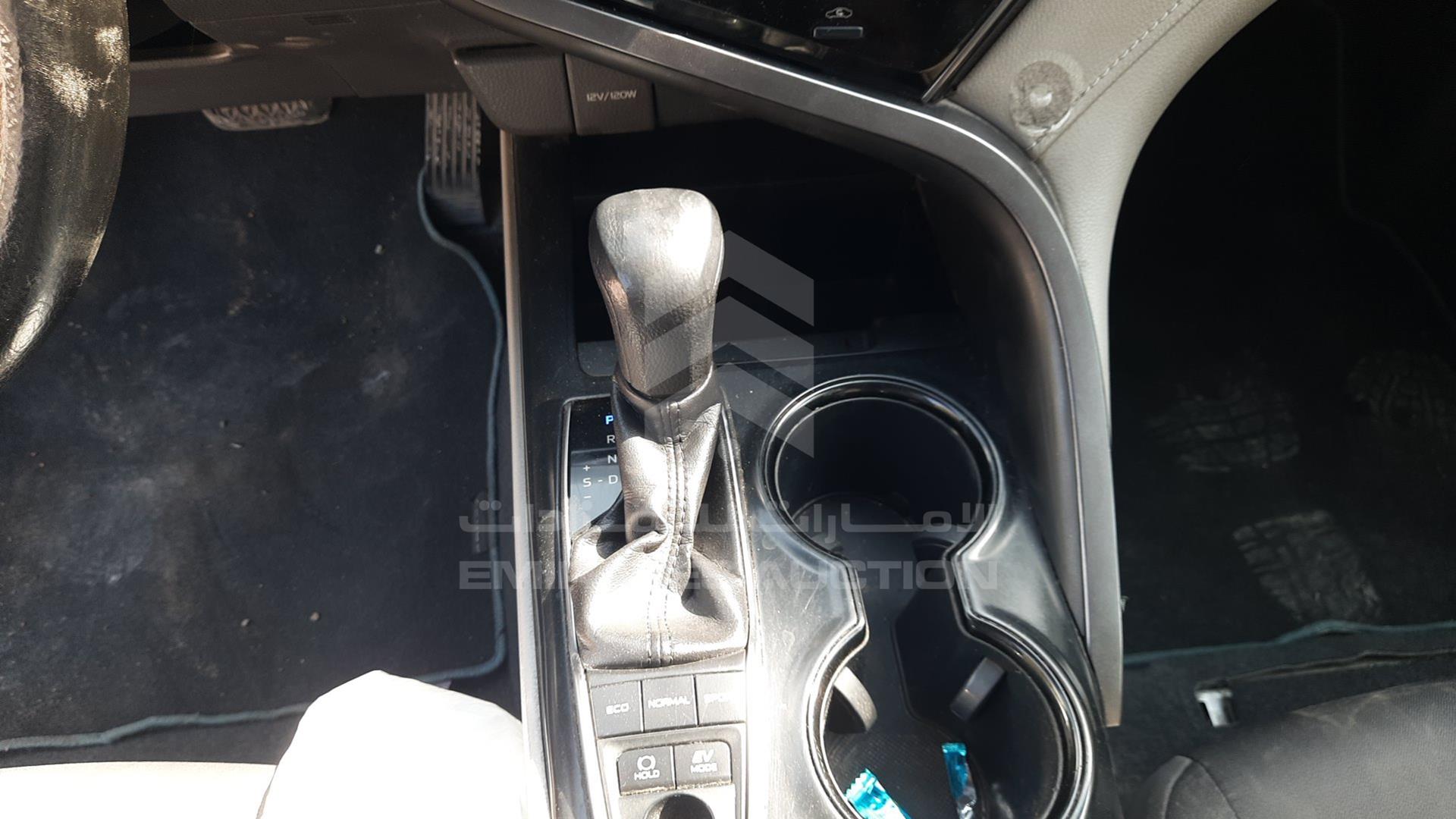 2019 TOYOTA CAMRY VIN: JTNB29HK4K3027180