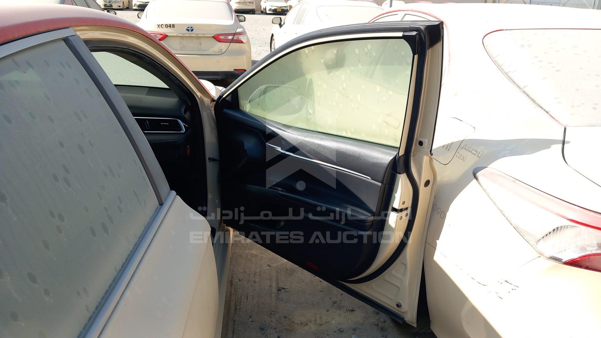 2018 TOYOTA CAMRY VIN: JTNB29HK3J3012376