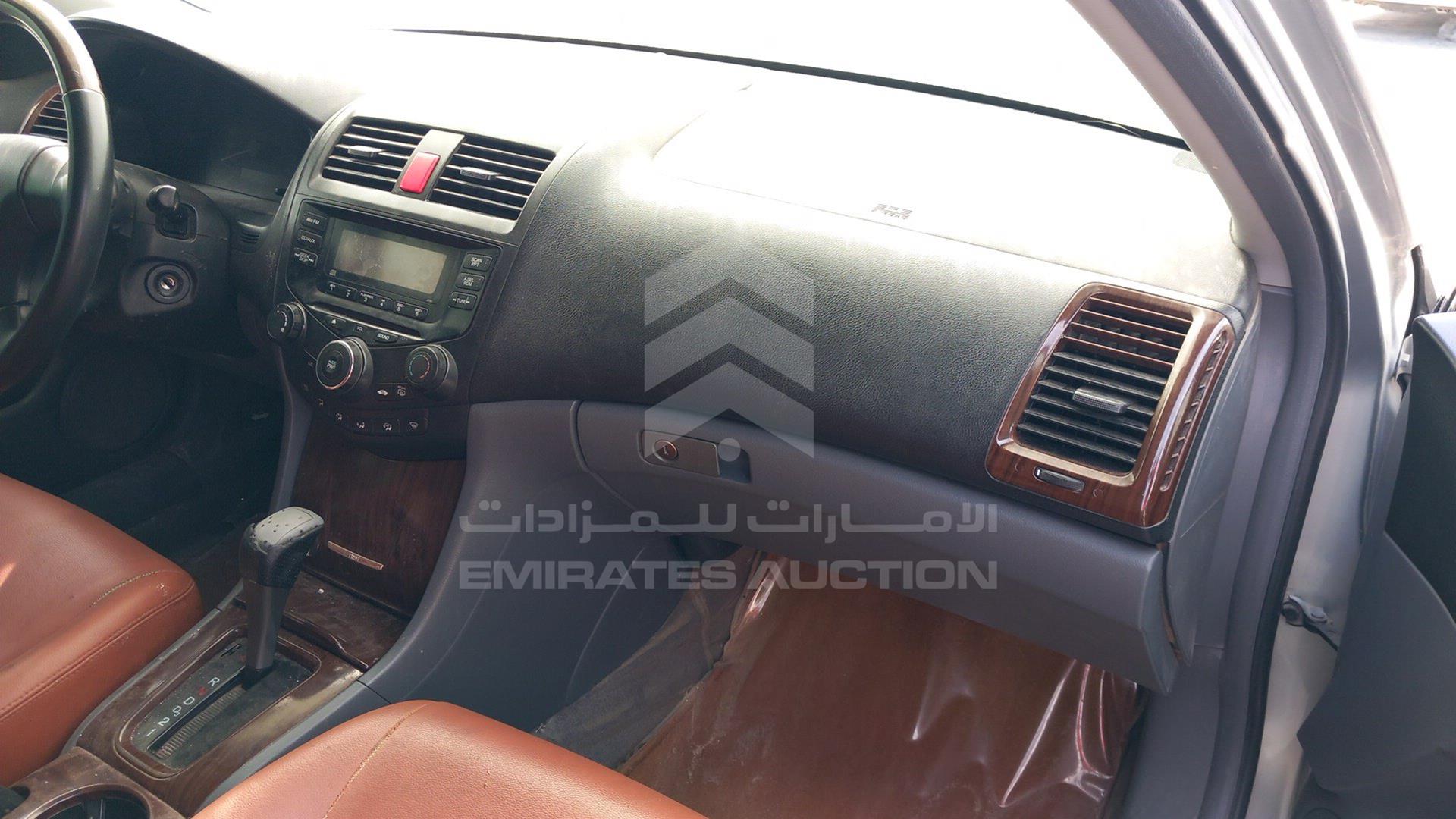 2007 HONDA ACCORD VIN: JHMCM56567C419642