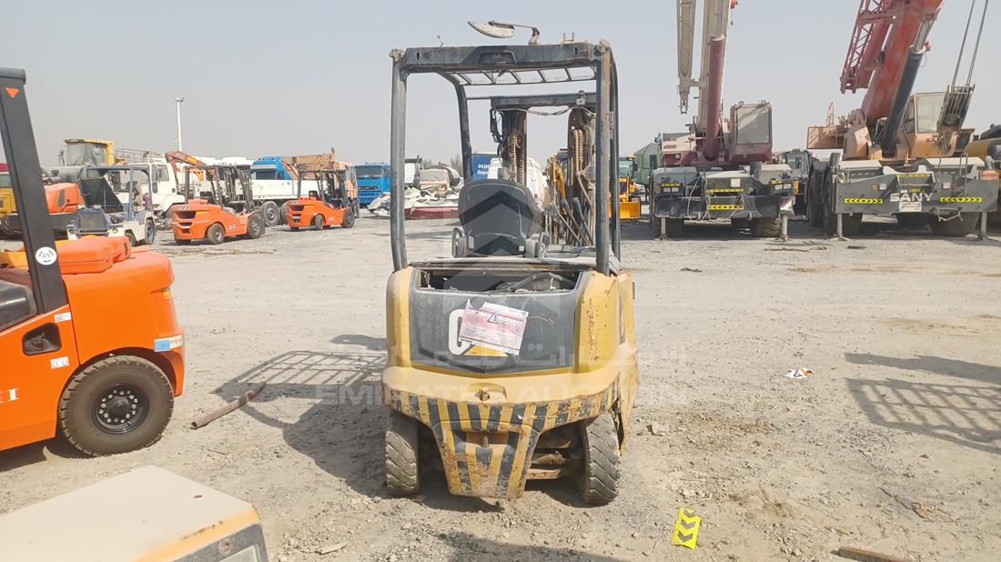 2016 Caterpillar — Rear View — Photo 7