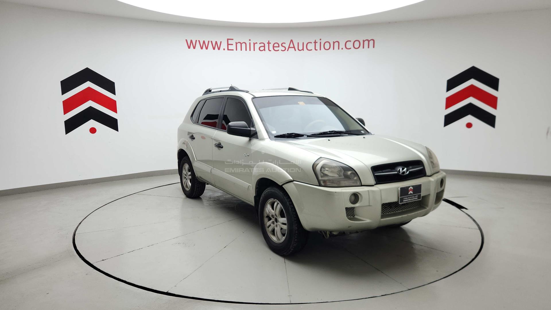 2008 HYUNDAI TUCSON VIN: KMHJM81B78U821197