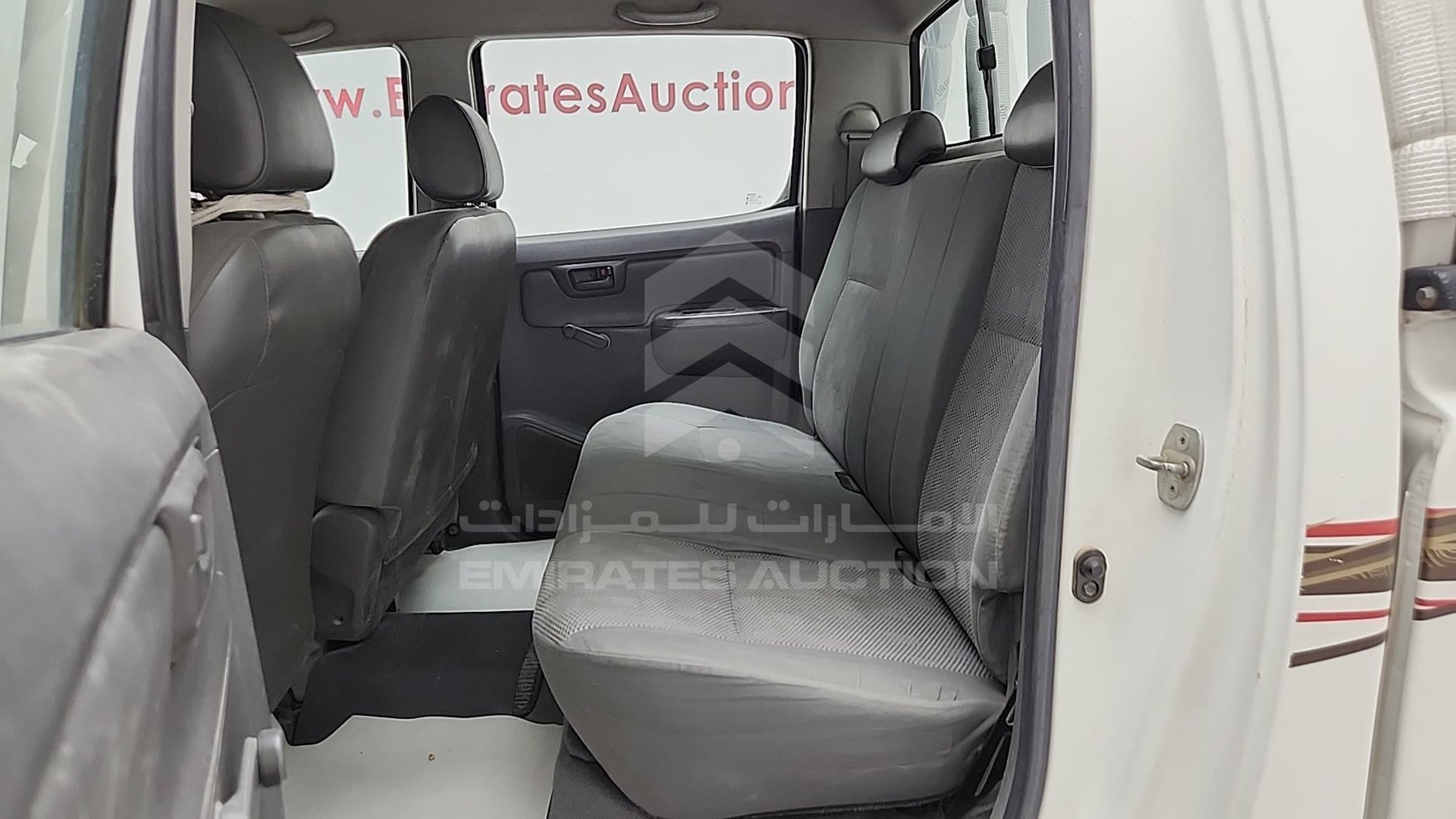 2015 TOYOTA HILUX VIN: MR0EX12G9F2356429