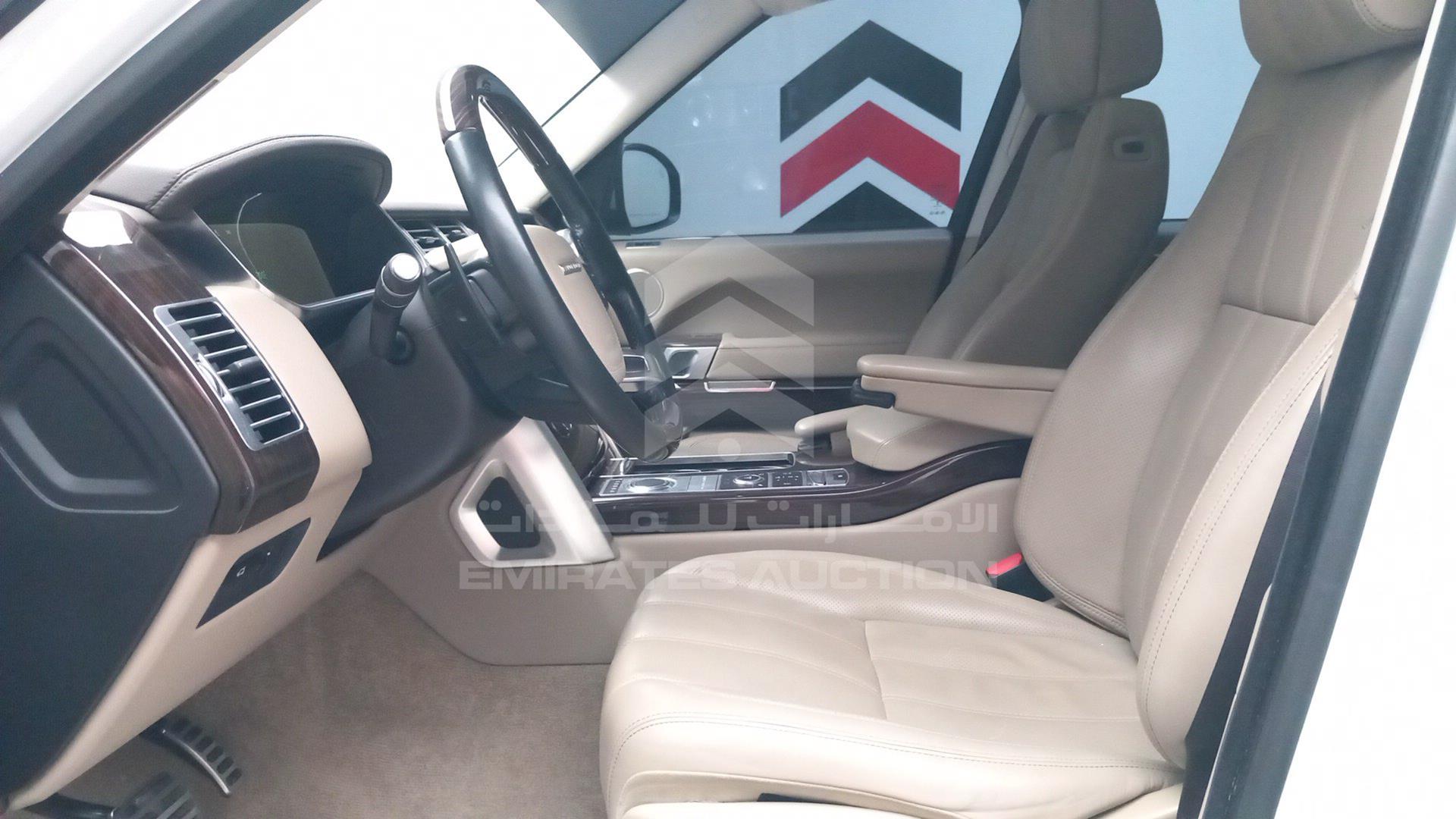 2014 RANGE ROVER VOGUE VIN: SALGA2EF0EA174181