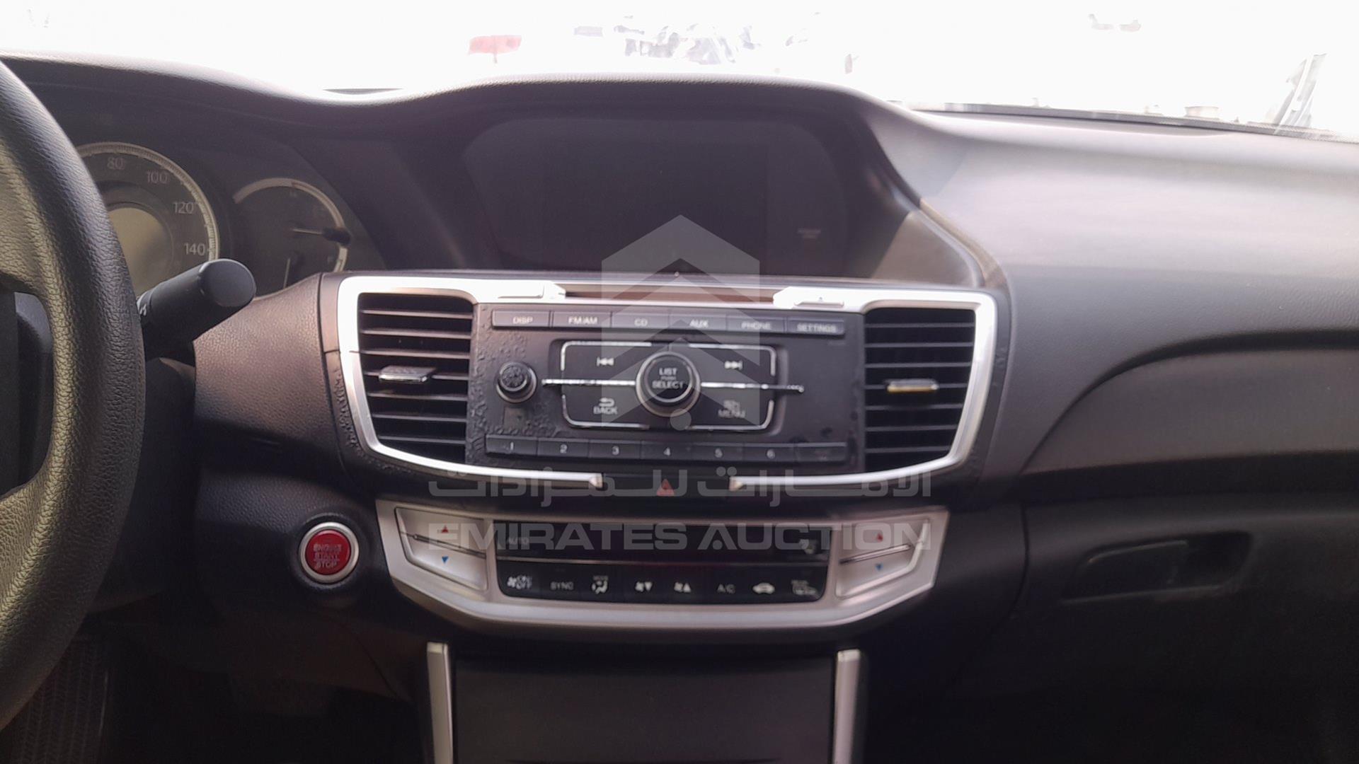 2015 HONDA ACCORD VIN: 1HGCR2F72FA168973