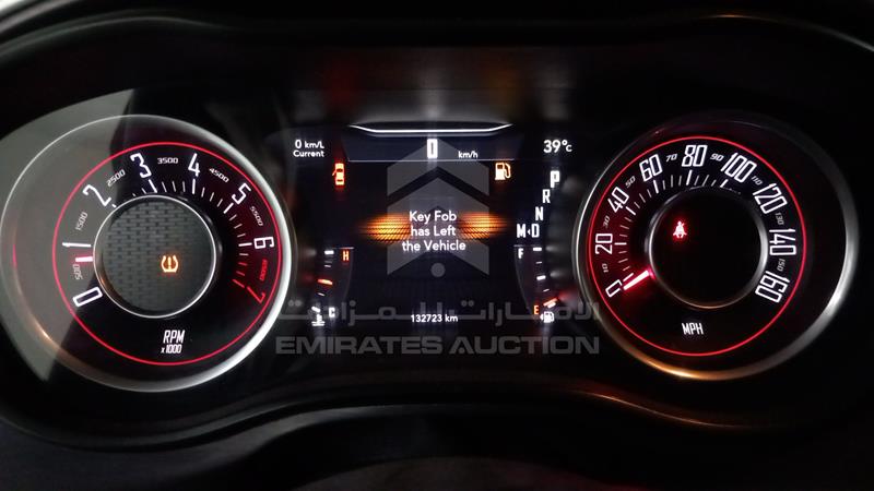 2C3CDZAG4FH888830 Auction: EmiratesAuction Lot: 409485 2C3CDZAG4FH888830 Dodge Challenger 2015 GREY Photo 15