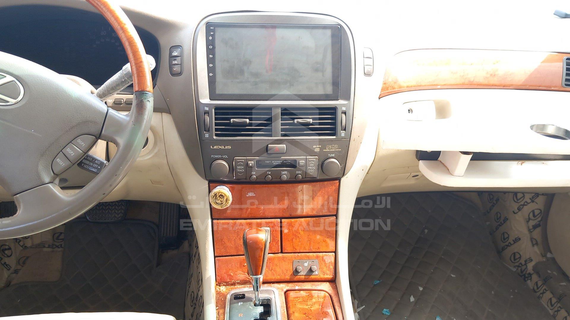 2001 LEXUS LS 430 VIN: JTHBN30F910049181