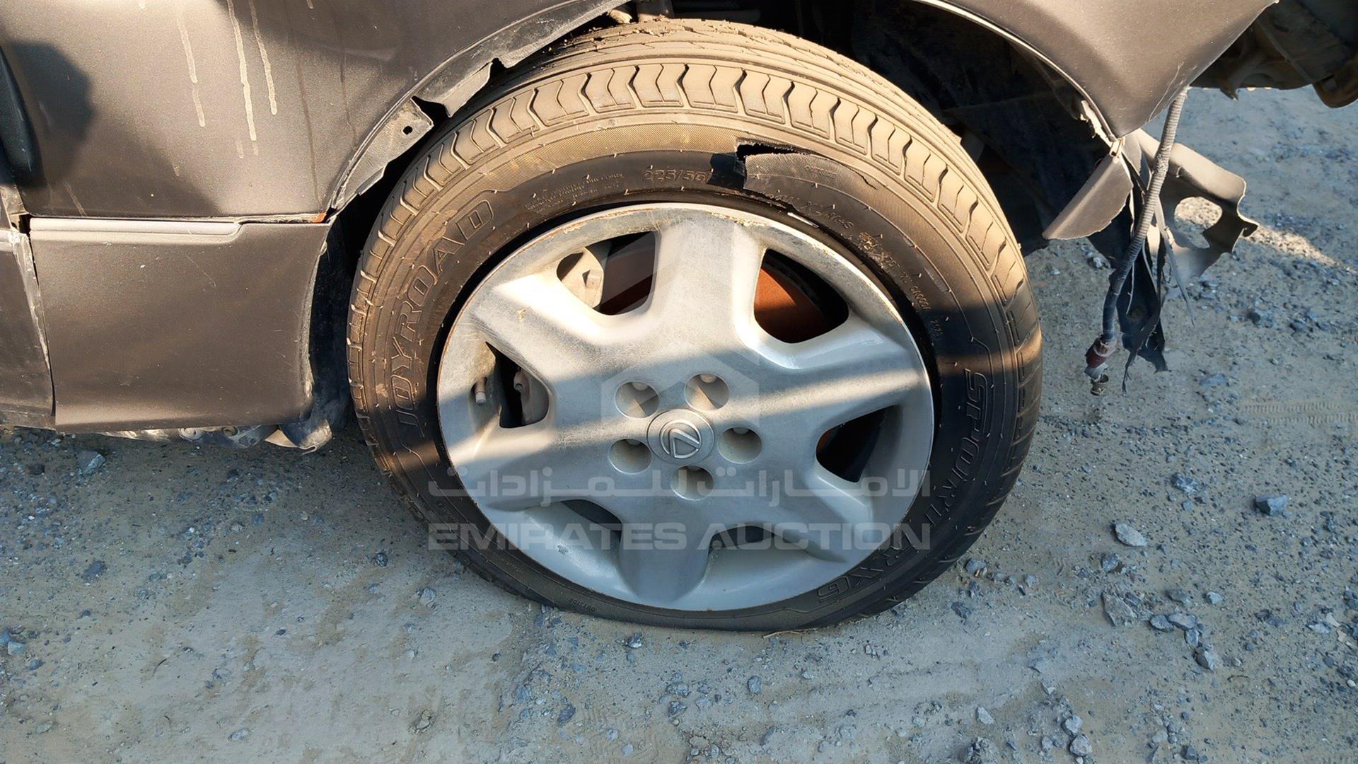 2005 LEXUS LS 430 VIN: JTHBN36F150177833