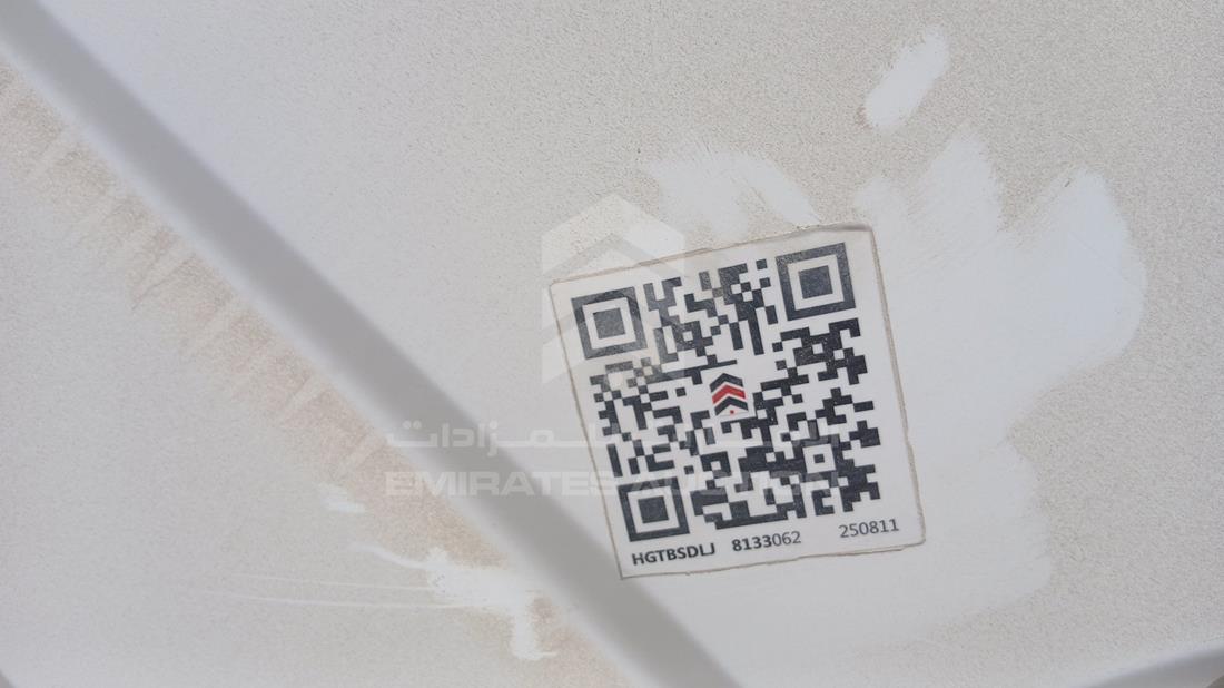2005 Toyota Hiace — General — Photo 26