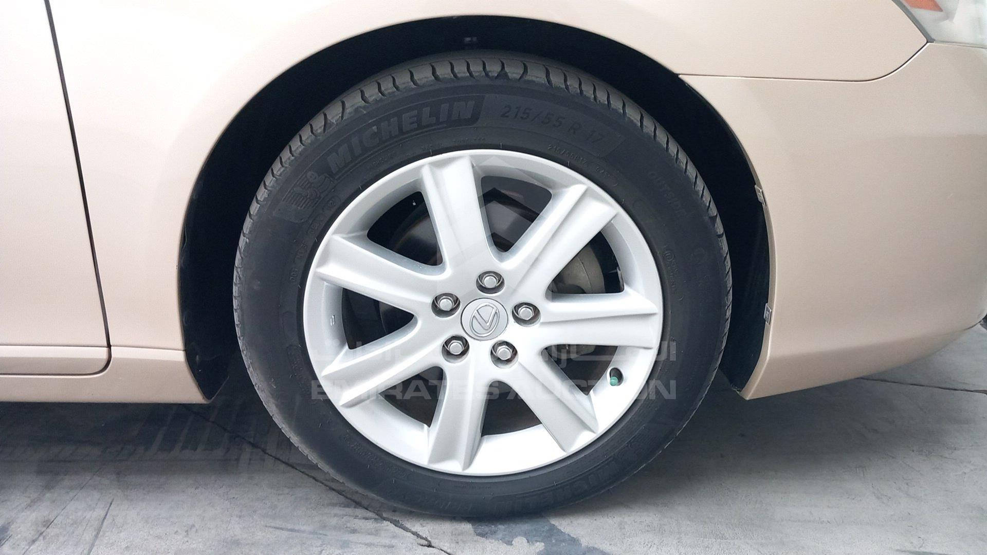 2007 LEXUS ES 350 VIN: JTHBJ46G872079318
