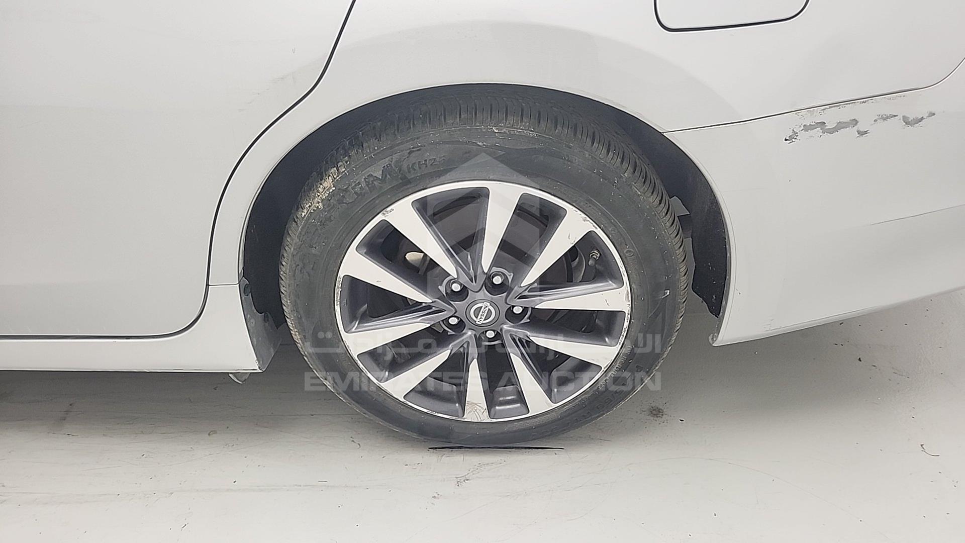 2017 NISSAN ALTIMA VIN: 1N4AL3AP4HC234120