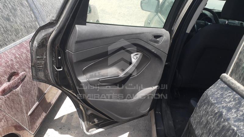 1FMCU0F70EUC03424 Auction: EmiratesAuction Lot: 405470 1FMCU0F70EUC03424 Ford Escape 2014 BLACK Photo 19