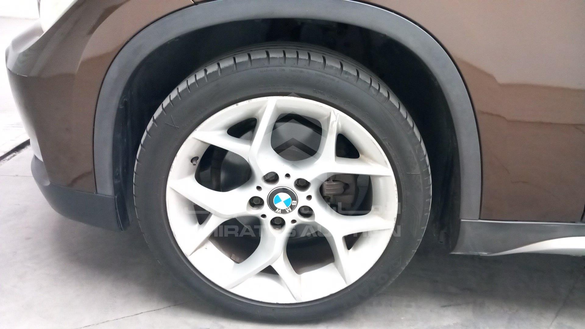 2014 BMW X1 VIN: WBAVL3105EVS48393