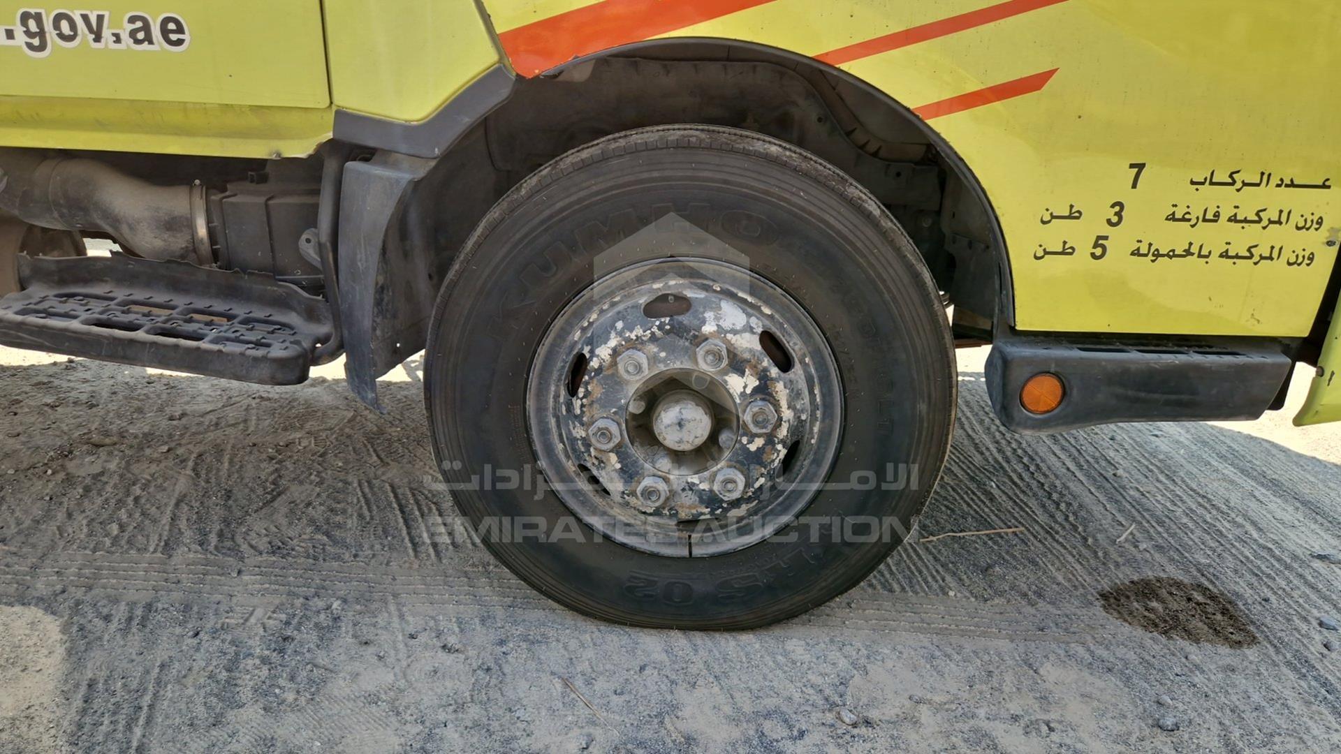 2014 HINO 300 VIN: JHHLCK1H0EK007012
