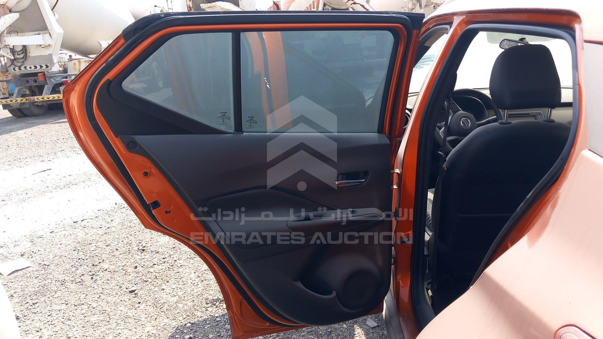 2017 NISSAN KICKS VIN: 3N1CP5CP4HL497733
