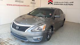 2015 Nissan Altima — Front Left Angle — Photo 6 — Thumbnail