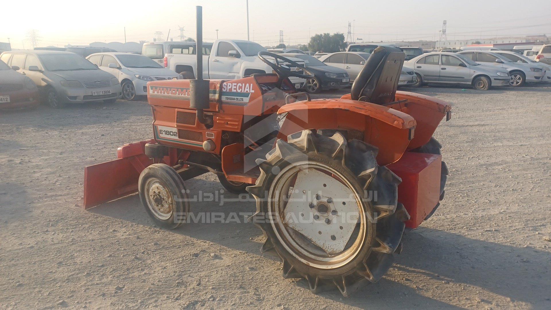 0 TRACTOR --- VIN: 180200115