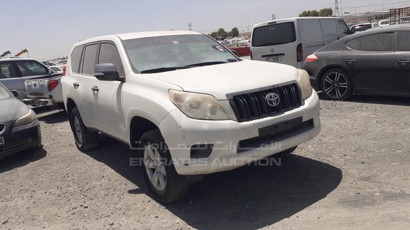JTEBX9FJ7DK110252 Auction: EmiratesAuction Lot: 409139 JTEBX9FJ7DK110252 Toyota Land Cruiser Prado 2013 WHITE Photo 11