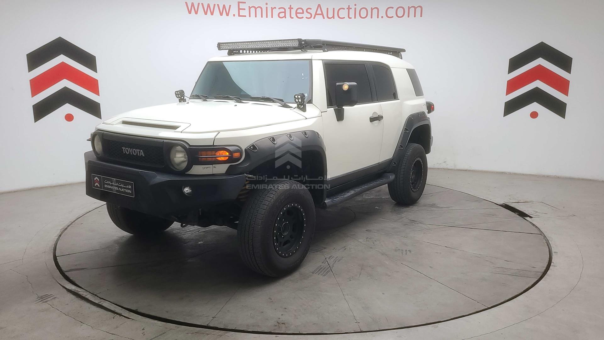 2009 TOYOTA FJ CRUISER VIN: JTEBU11F29K059425