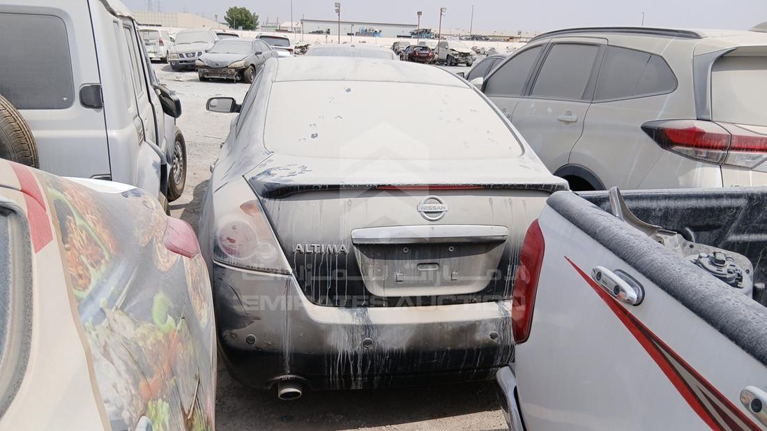 نيسان التيما 2008 — الزاوية الخلفية — صورة 7