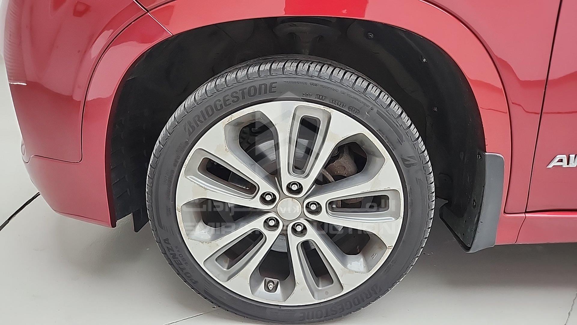 2015 KIA SORENTO VIN: 5XYKWDA70FG624569