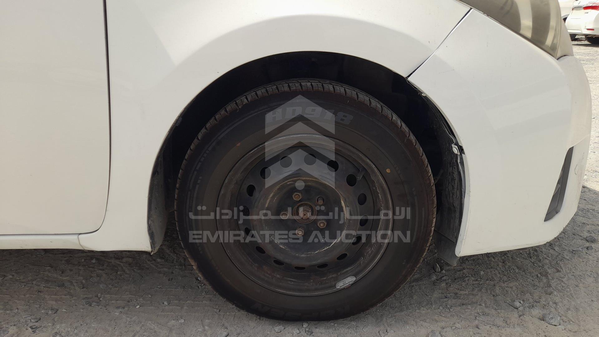 2015 TOYOTA COROLLA VIN: RKLBB9HE8F5098801