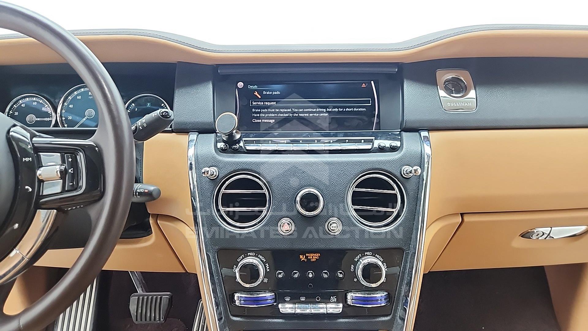 2019 ROLLS-ROYCE CULLINAN VIN: SLA689X58KU113934