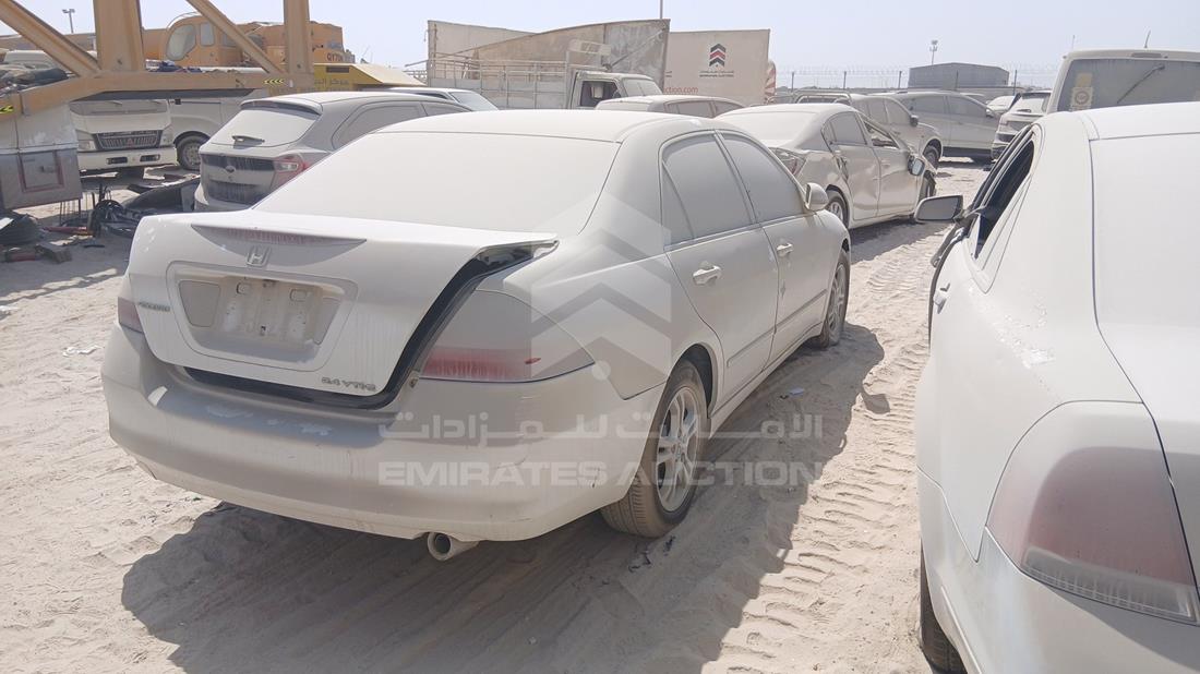 هوندا اكورد 2007 — الزاوية الخلفية اليمنى — صورة 8