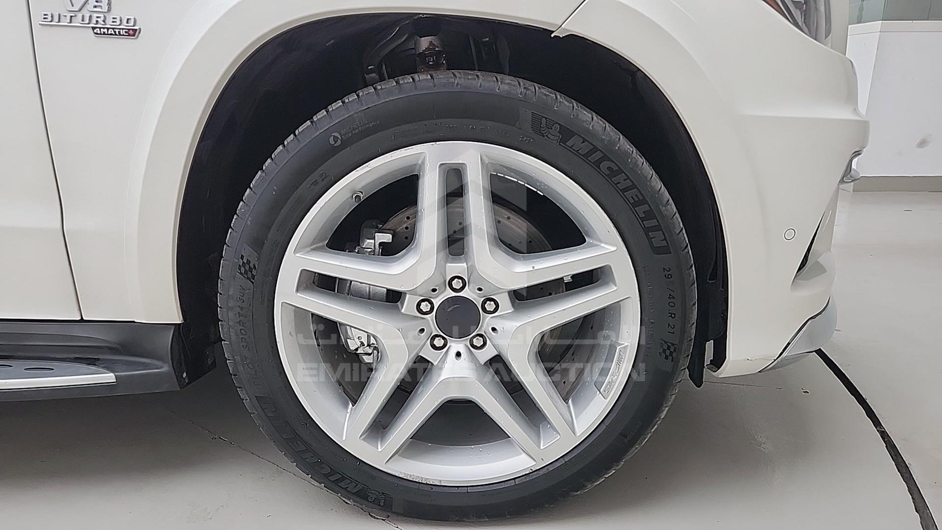 2015 MERCEDES GL 550 VIN: 4JGDF7DE7FA508690