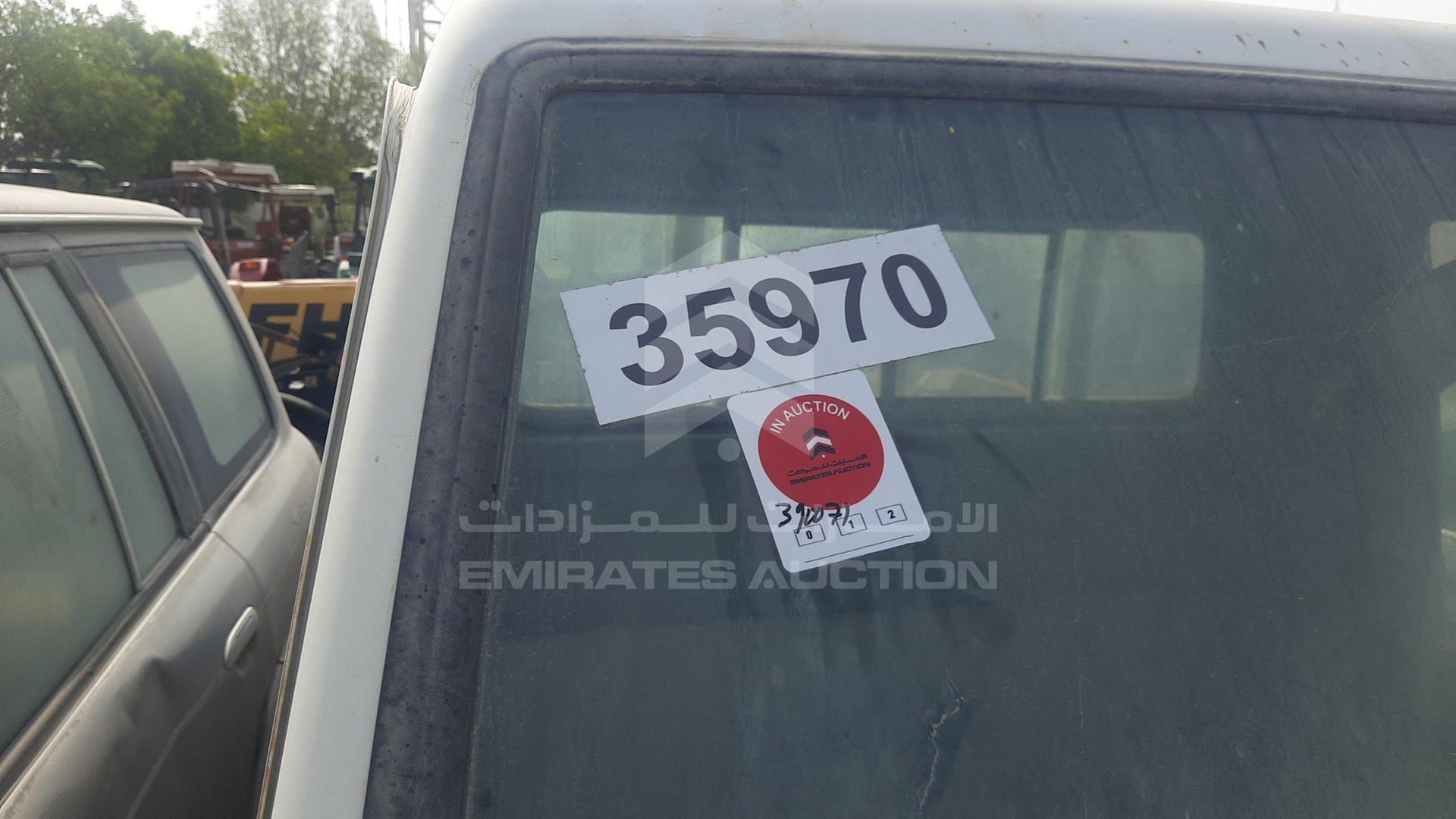 2005 TOYOTA LAND CRUISER VIN: JTFLB71J458008240